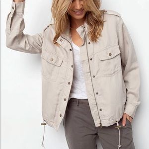 Woman’s Rails Utility Jacket in Beige M